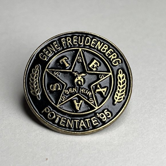 Other - Texas Gene Freudenberg Potentate Ben Hur Lapel Vest Hat Pin 1995